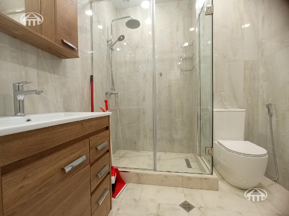 Բնակարան · 2 սեն. · 60 մ² · Կենտրոն