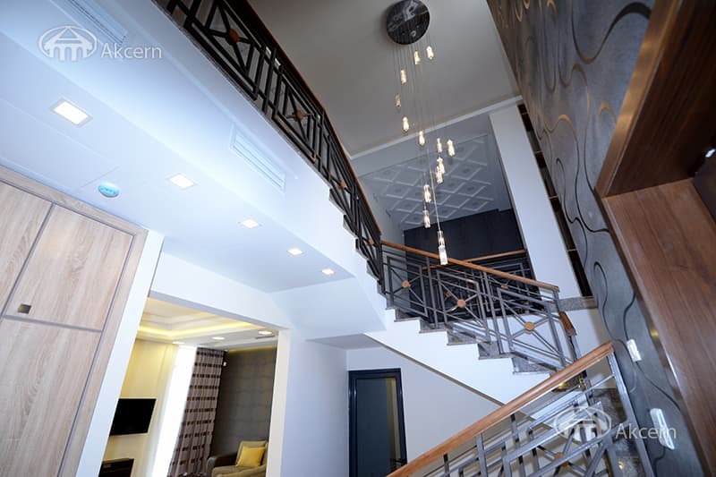 House · 5 rooms · 500 m² · Ajapnyak