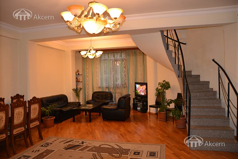 Особняк · 3 комн. · 350 м² · Норк-Мараш