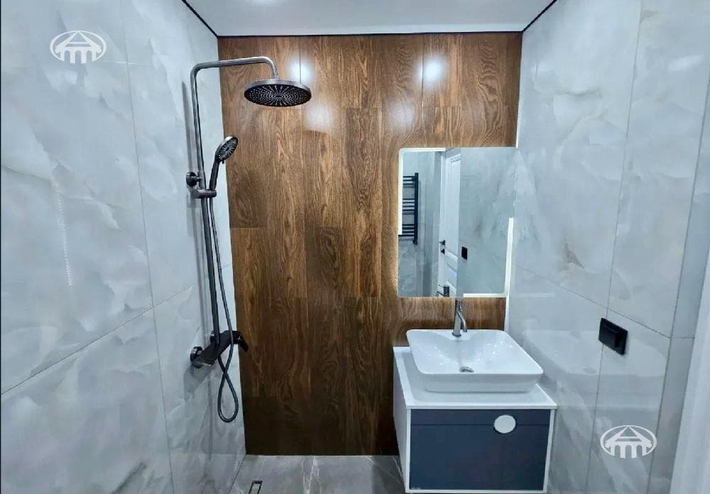 Квартира · 3 комн. · 61 м² · Нор-Норк
