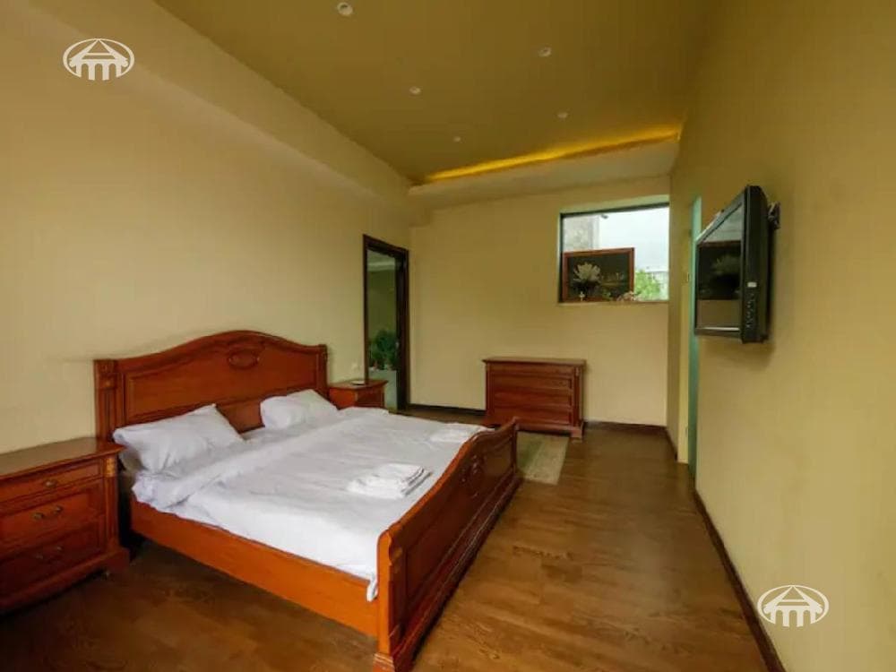 Mansion · 6 rooms · 500 m² · Kanaker-Zeytun