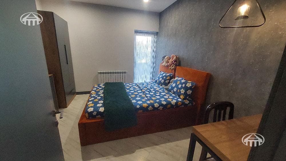 Առանձնատուն · 5 սեն. · 470 մ² · Ձորաղբյուր