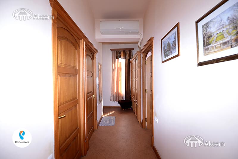 Apartment · 5 rooms · 350 m² · Kentron