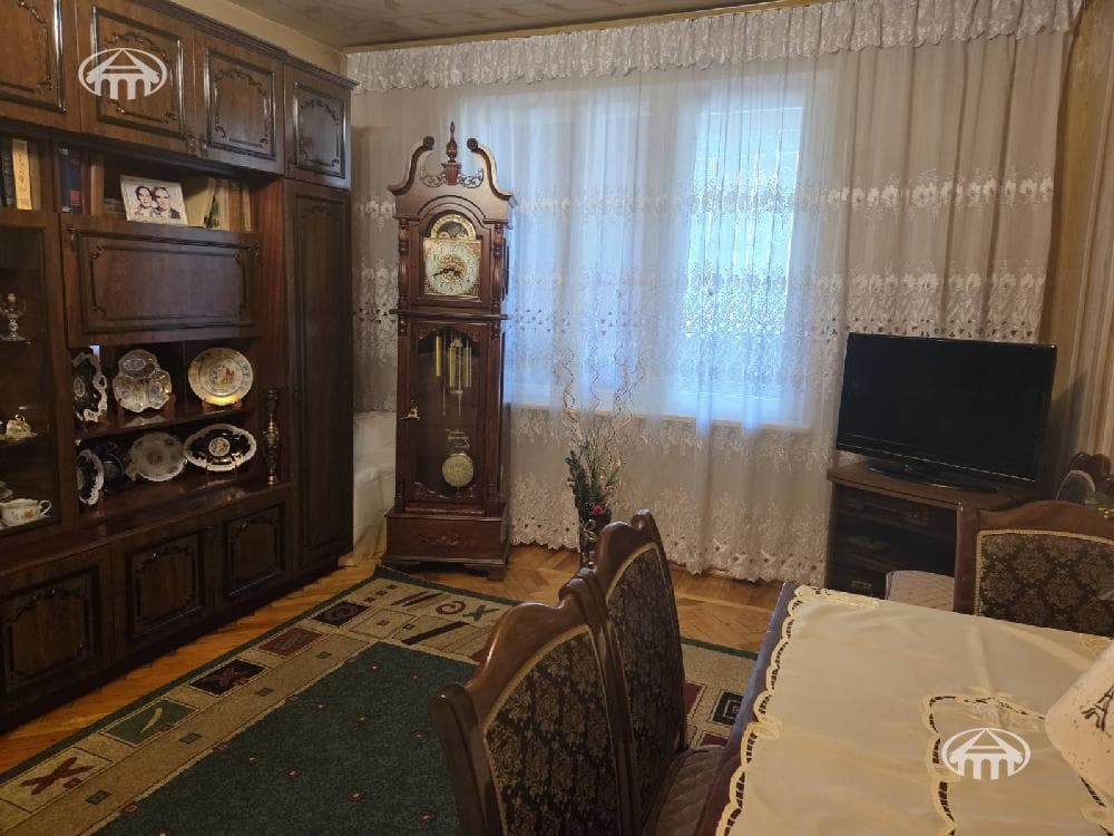 Apartment · 3 rooms · 77 m² · Kentron