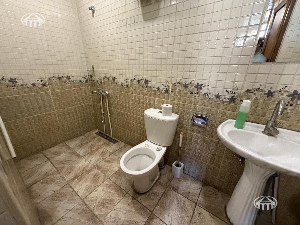 Hotel · 9 rooms · 380 m² · Shengavit