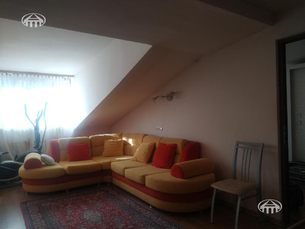 Apartment · 5 rooms · 164 m² · Kentron