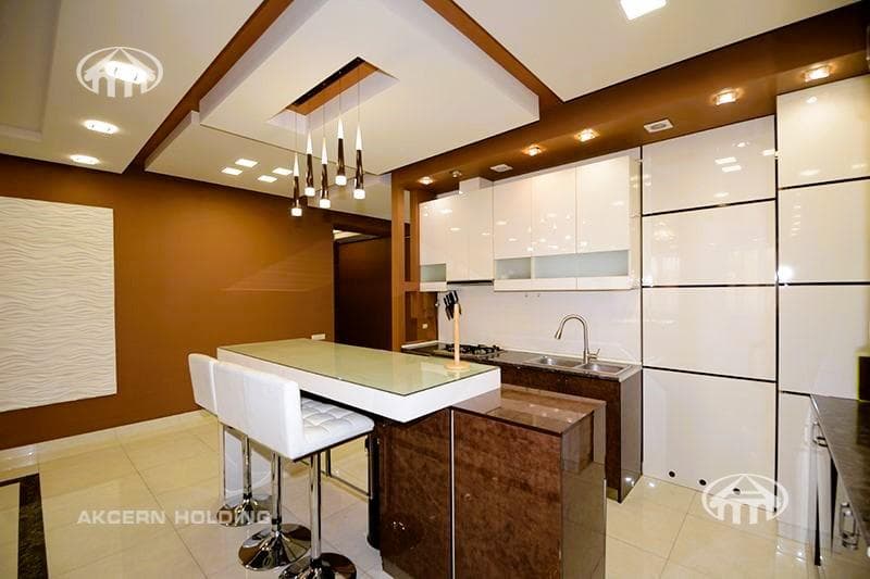 Apartment · 3 rooms · 145 m² · Kentron