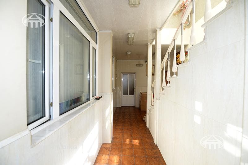 Дом · 7 комн. · 540 м² · Арабкир
