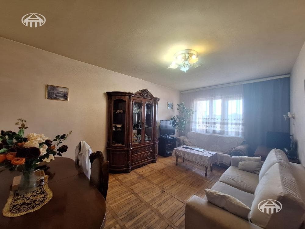 Квартира · 3 комн. · 76 м² · Кентрон