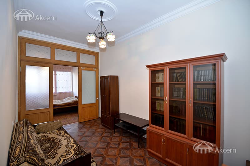 Apartment · 3 rooms · 121 m² · Kentron
