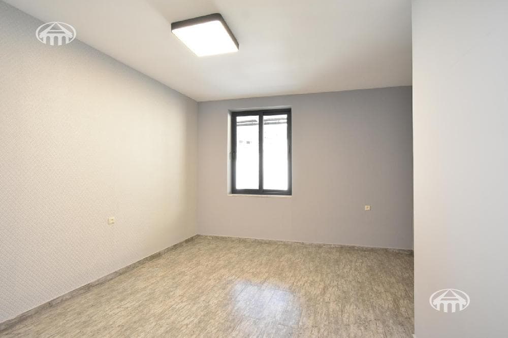 Дом · 5 комн. · 489 м² · Арабкир