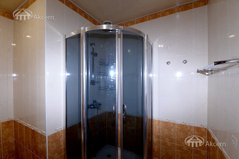 Квартира · 4 комн. · 186 м² · Кентрон
