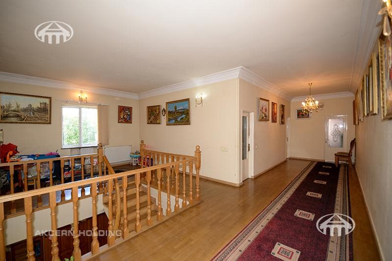 Дом · 7 комн. · 540 м² · Арабкир