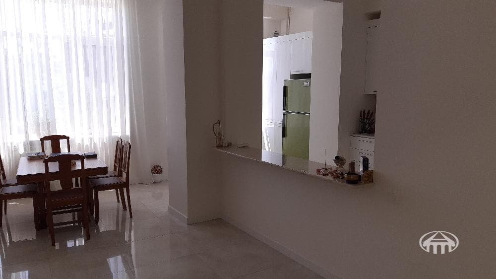 Apartment · 2 rooms · 68 m² · Kentron — photo 12 / 13