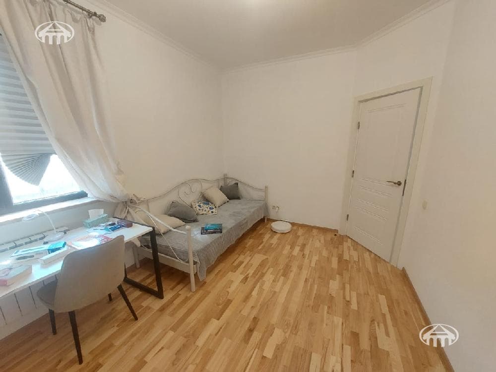 Townhouse · 4 rooms · 121 m² · Nairi