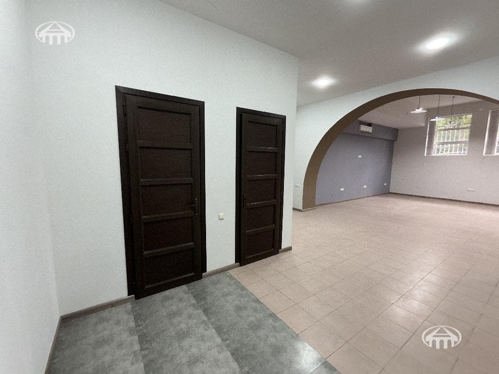 Office · 190 m² · Kentron