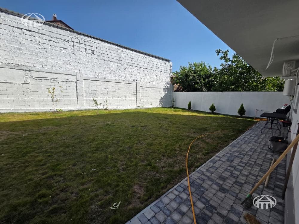Квартира · 3 комн. · 77,6 м² · Нор-Норк