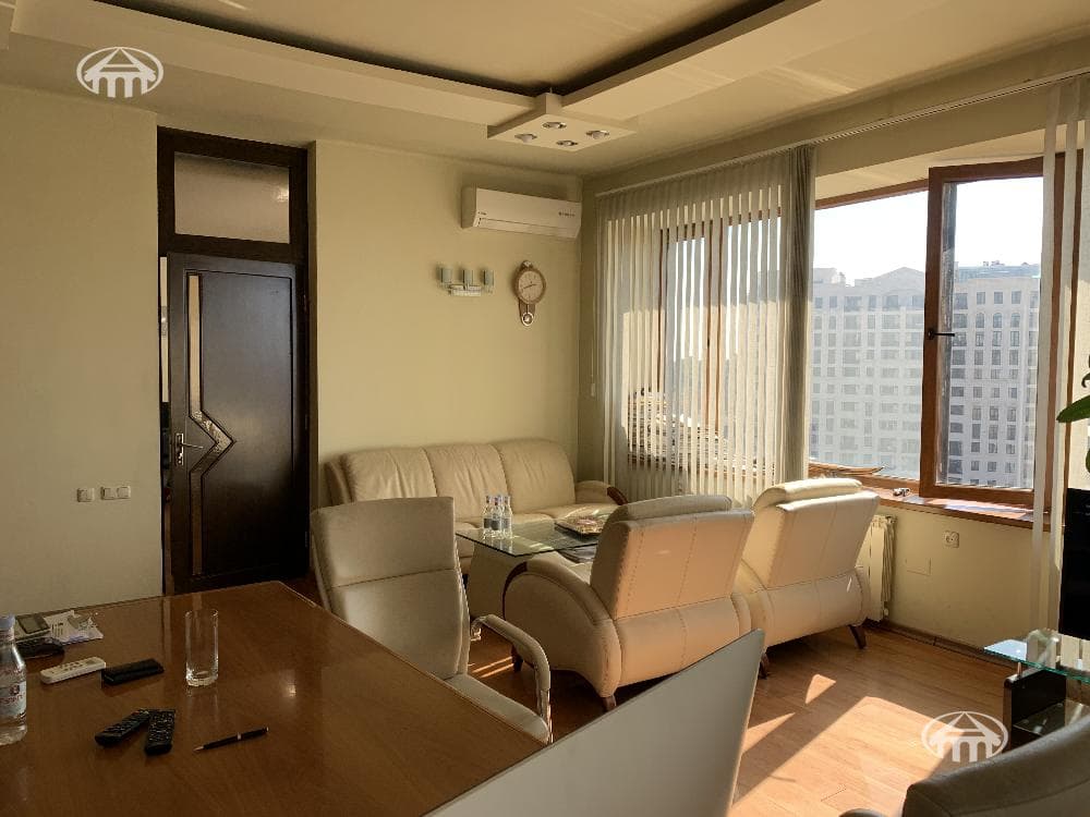 Office · 520 m² · Arabkir