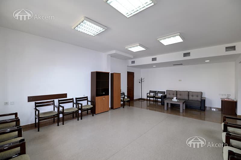 Office · 98 m² · Kentron