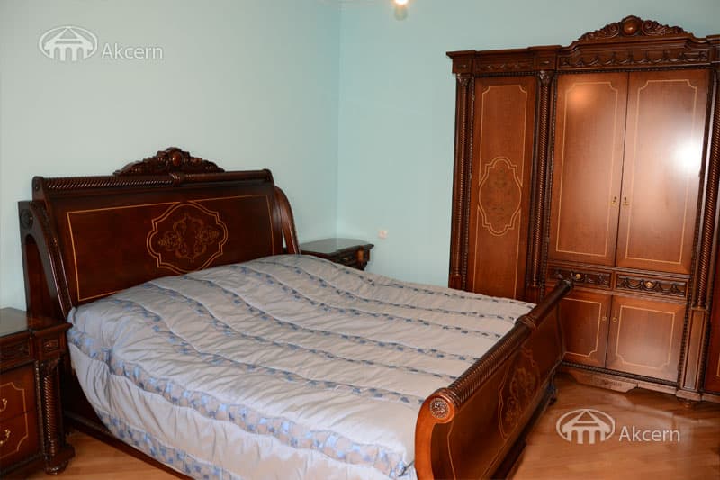 Mansion · 5 rooms · 405 m² · Arzakan