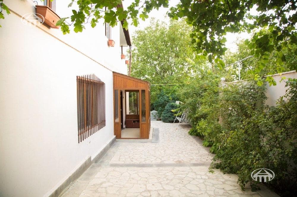 Mansion · 4 rooms · 277 m² · Ashtarak
