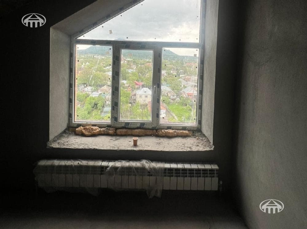 Квартира · 4 комн. · 142 м² · Кентрон