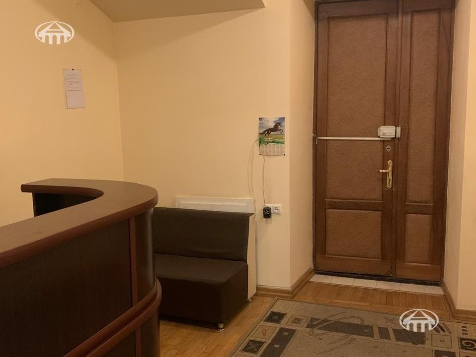 Բնակարան · 3 սեն. · 82 մ² · Կենտրոն