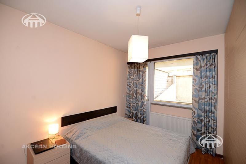 Apartment · 3 rooms · 83 m² · Kentron