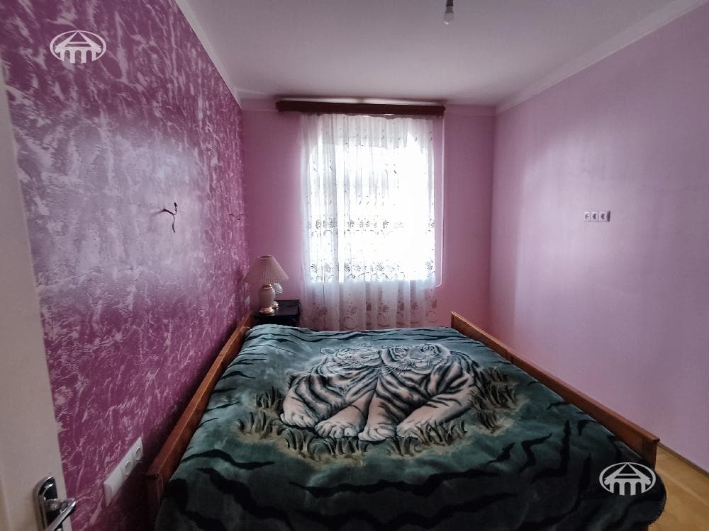 Особняк · 5 комн. · 600 м² · Аджапняк