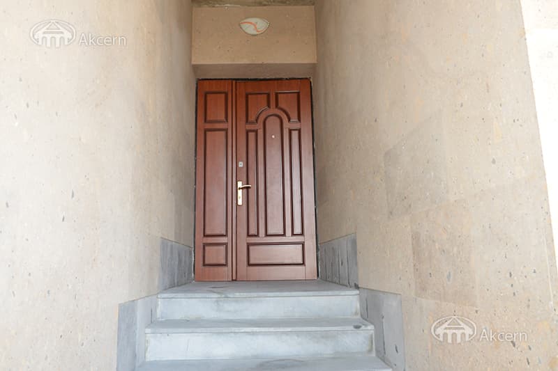 Дом · 8 комн. · 530 м² · Арабкир