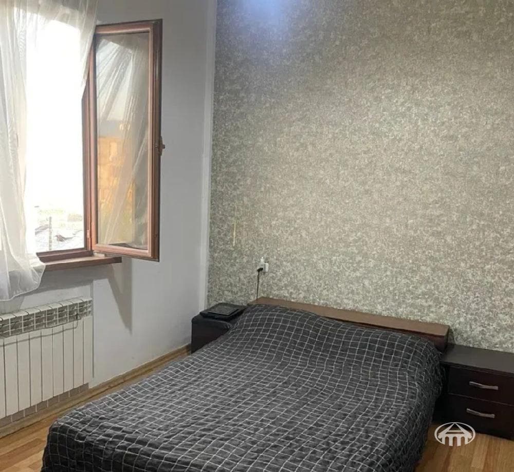 Квартира · 3 комн. · 87 м² · Кентрон