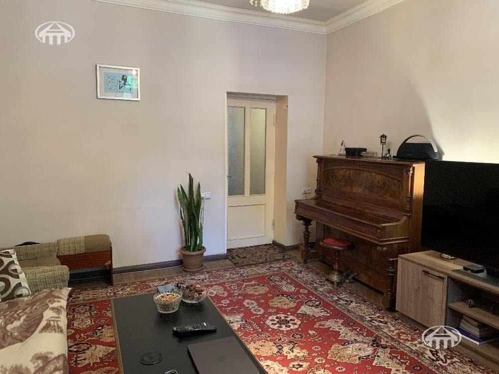 Квартира · 2 комн. · 84 м² · Шенгавит