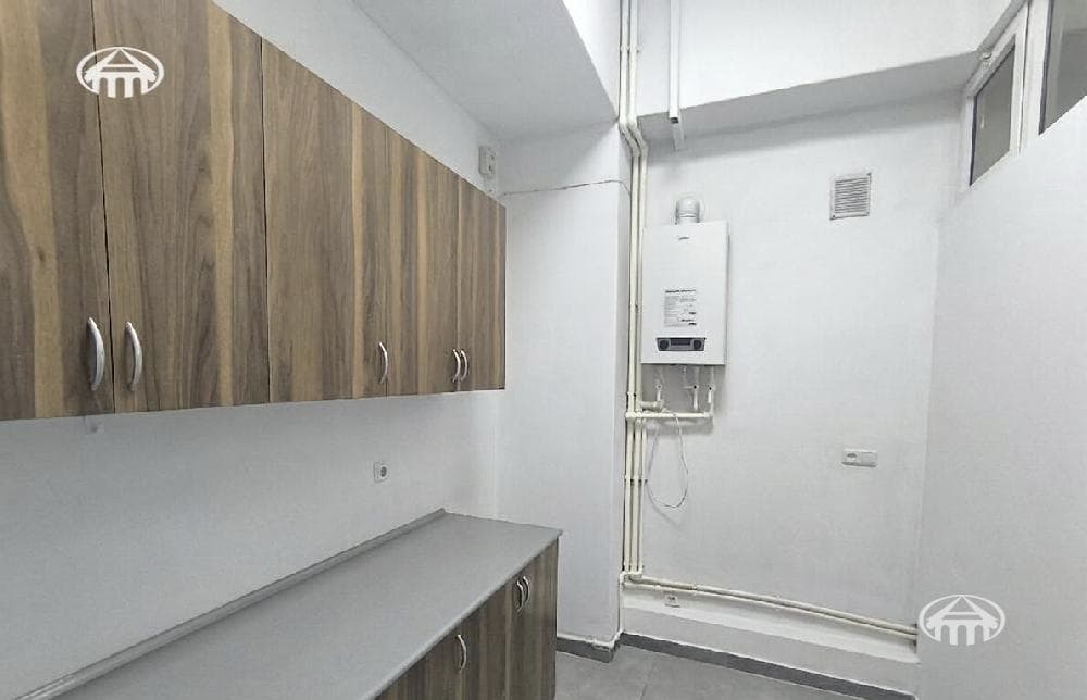 Retail · 140 m² · Arabkir