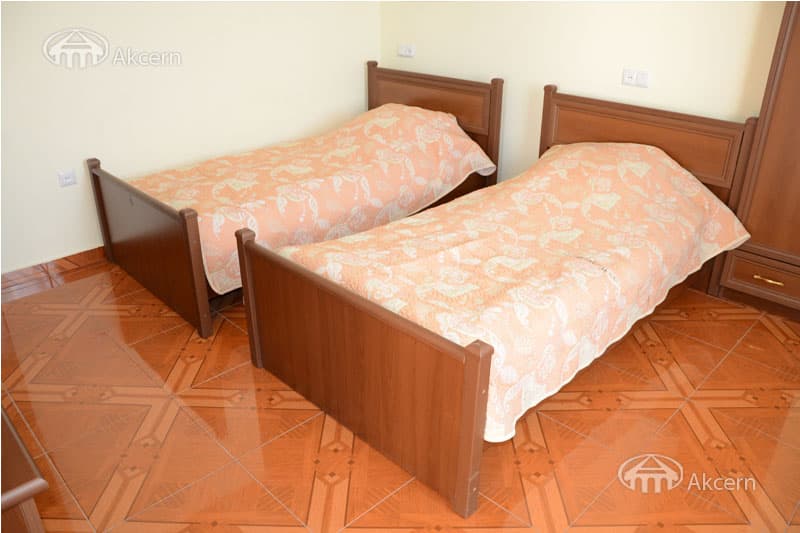 Apartment · 3 rooms · 91 m² · Kentron