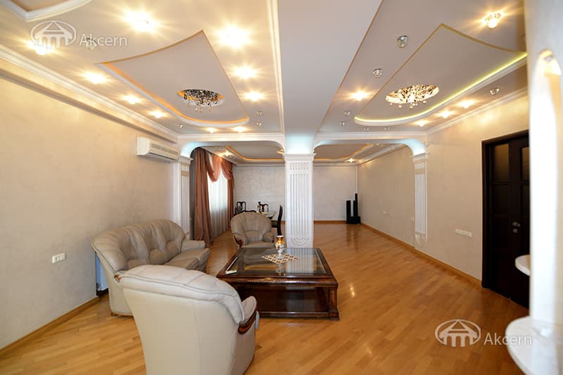 Квартира · 5 комн. · 200 м² · Кентрон — фото 4 из 41