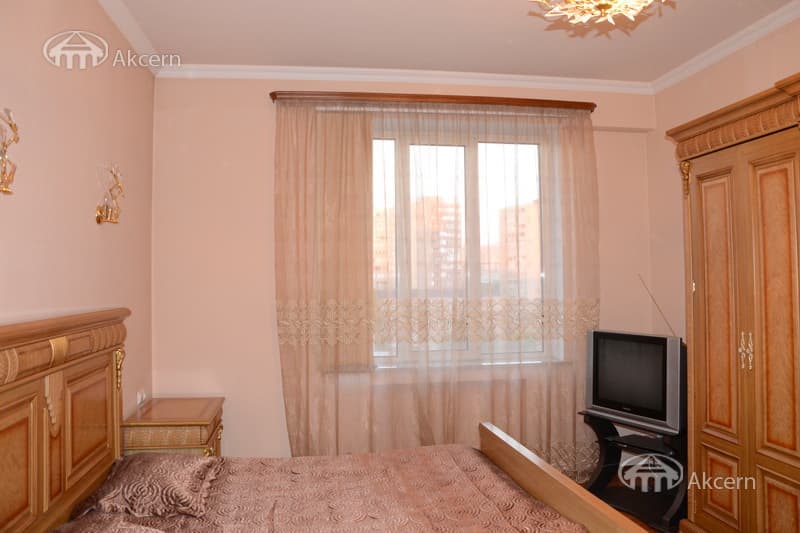 Квартира · 3 комн. · 101 м² · Кентрон