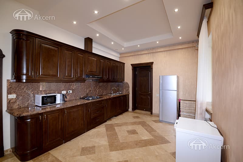 Особняк · 5 комн. · 394 м² · Ваагни