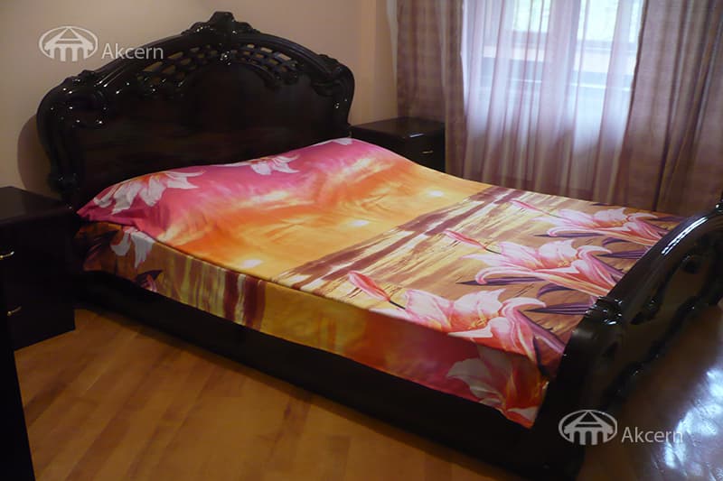 Квартира · 2 комн. · 70 м² · Кентрон