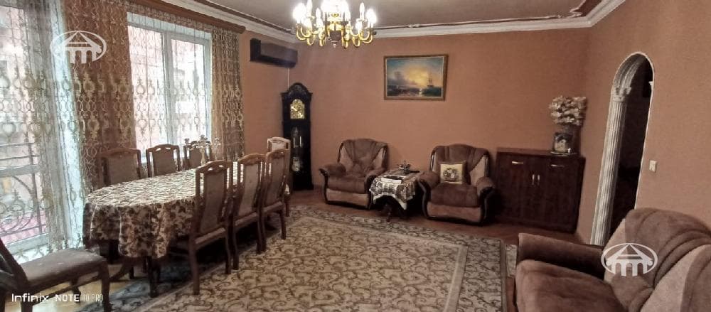Квартира · 3 комн. · 80 м² · Арабкир