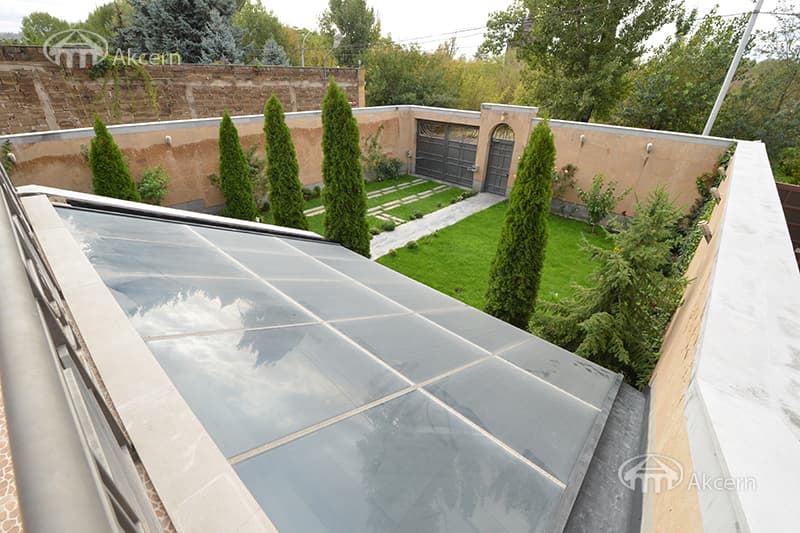 Mansion · 5 rooms · 745 m² · Arabkir