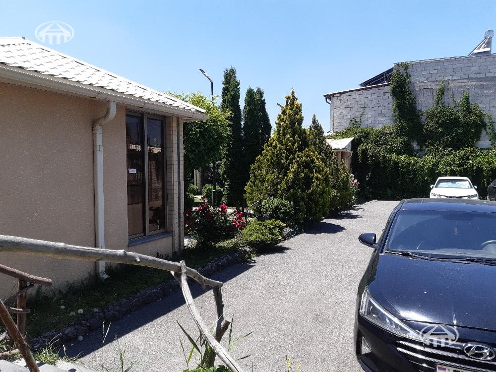 Restaurant · 590 m² · Djrvej