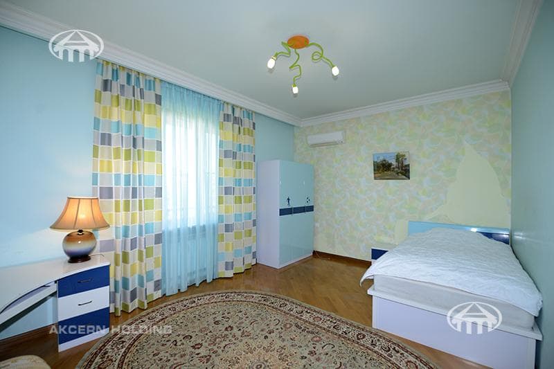 Առանձնատուն · 6 սեն. · 360 մ² · Էրեբունի