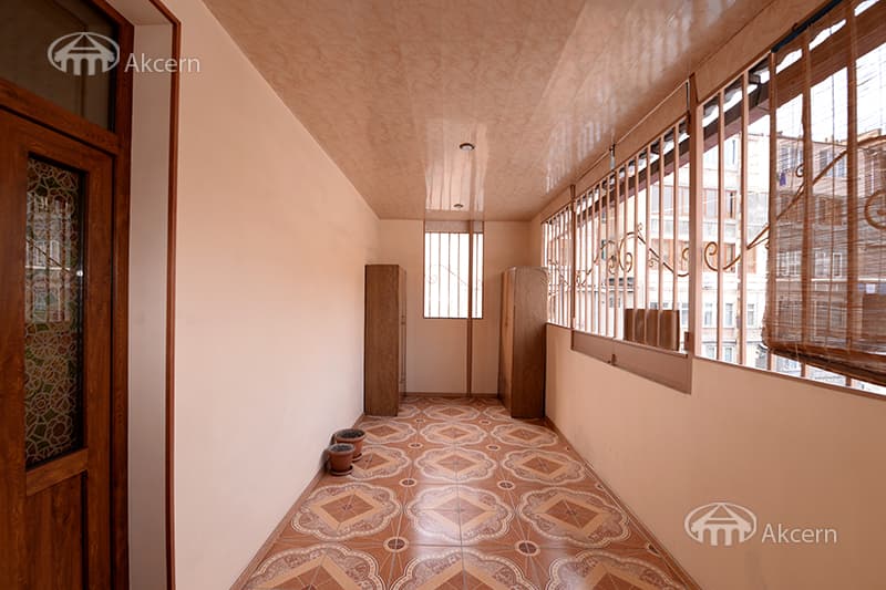 Квартира · 5 комн. · 251 м² · Арабкир