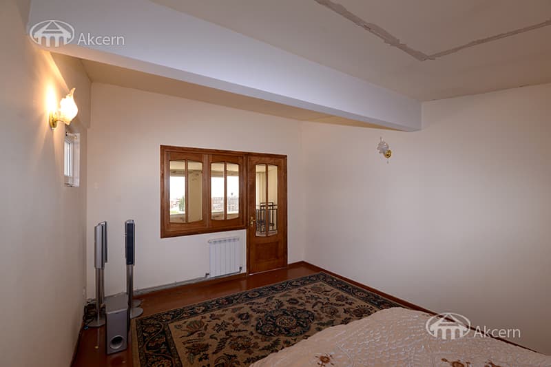 Квартира · 5 комн. · 187 м² · Канакер-Зейтун