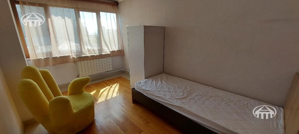 Բնակարան · 4 սեն. · 184 մ² · Կենտրոն