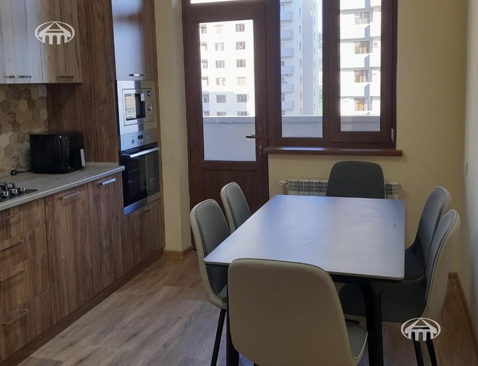 Apartment · 4 rooms · 120 m² · Ajapnyak