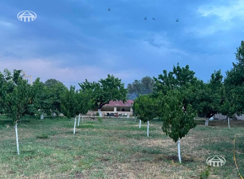 Կոմերցիոն գույք · 400 մ² · Վաղարշապատ — Լուսանկար 2 / 16