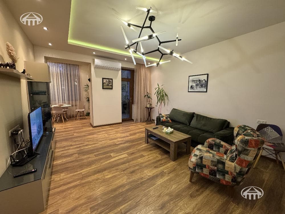 Apartment · 76 m² · Kentron