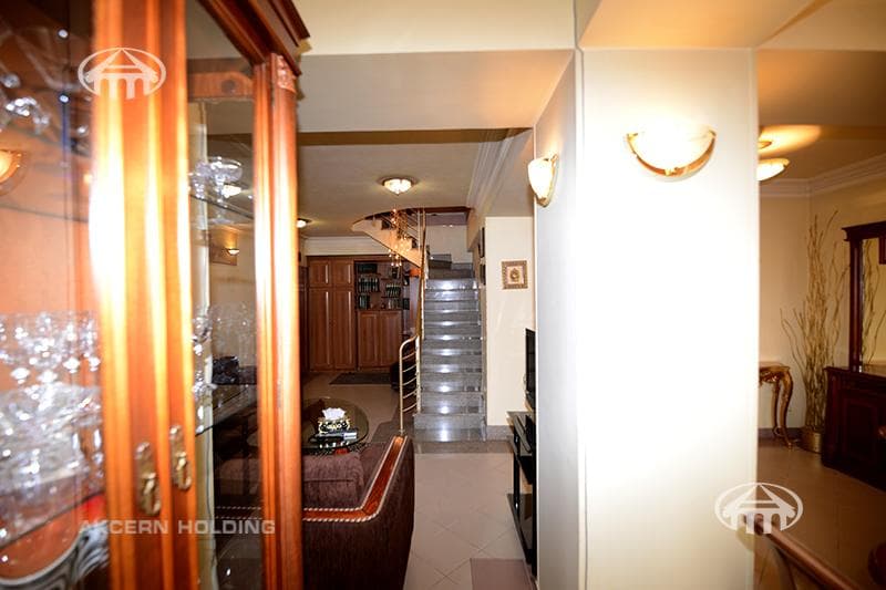 Apartment · 6 rooms · 134 m² · Kentron