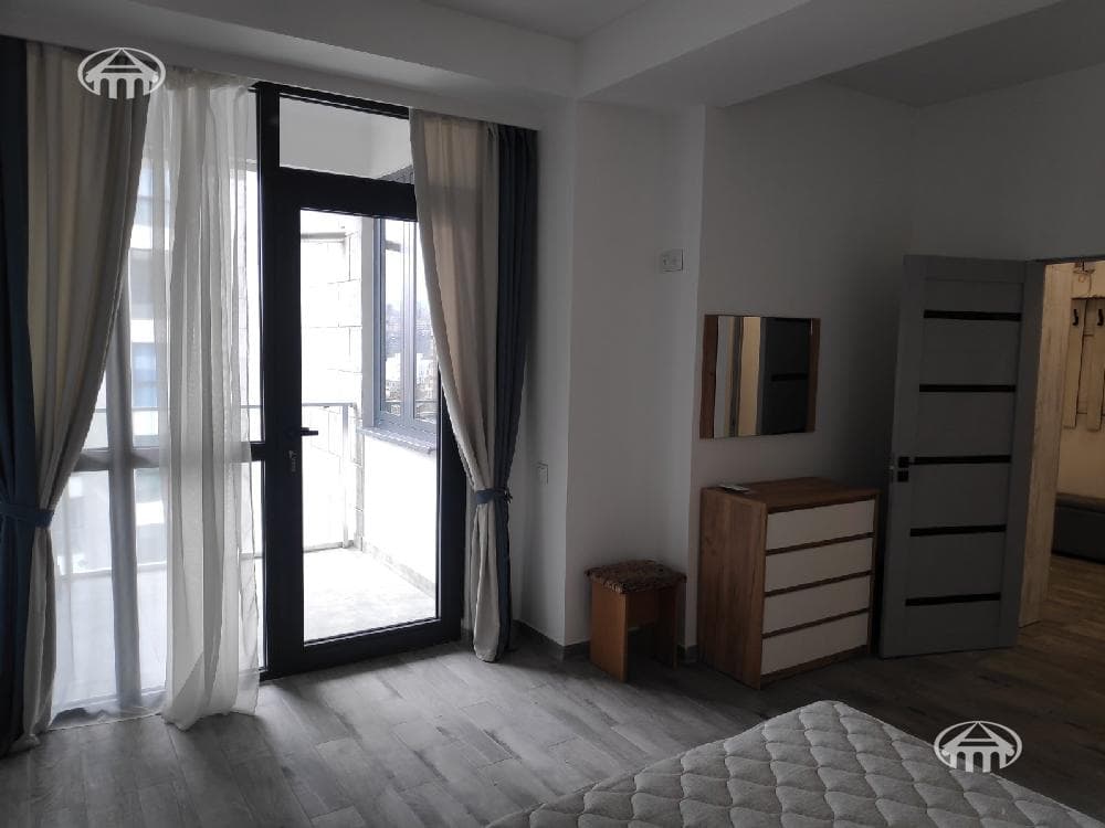 Apartment · 3 rooms · 74 m² · Kanaker-Zeytun